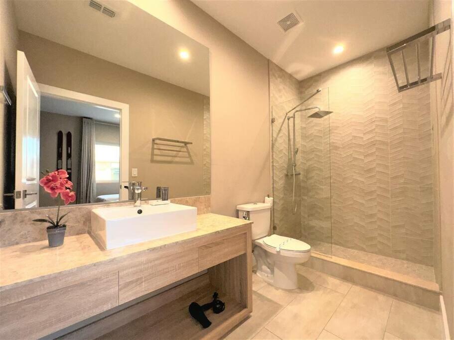 Elegant Single W 3 Bd Breathtaking View Holiday home